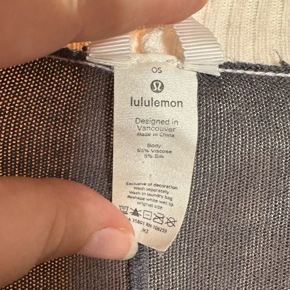 Lululemon Hatha Wrap Shawl - Picture 4 of 5